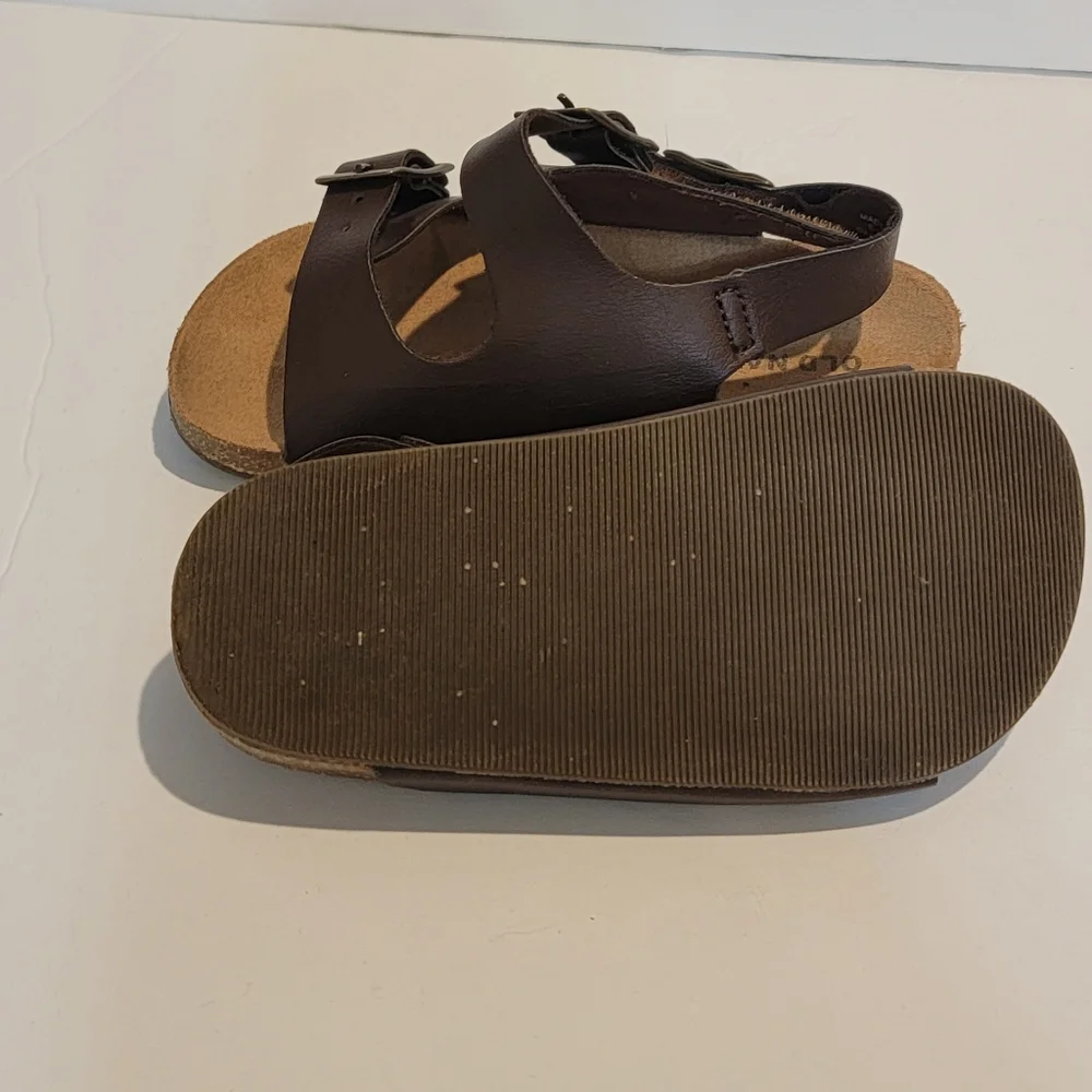 Old Navy Sandals brown Leather Like 2 Strap Back Size 7 strappy 140/63